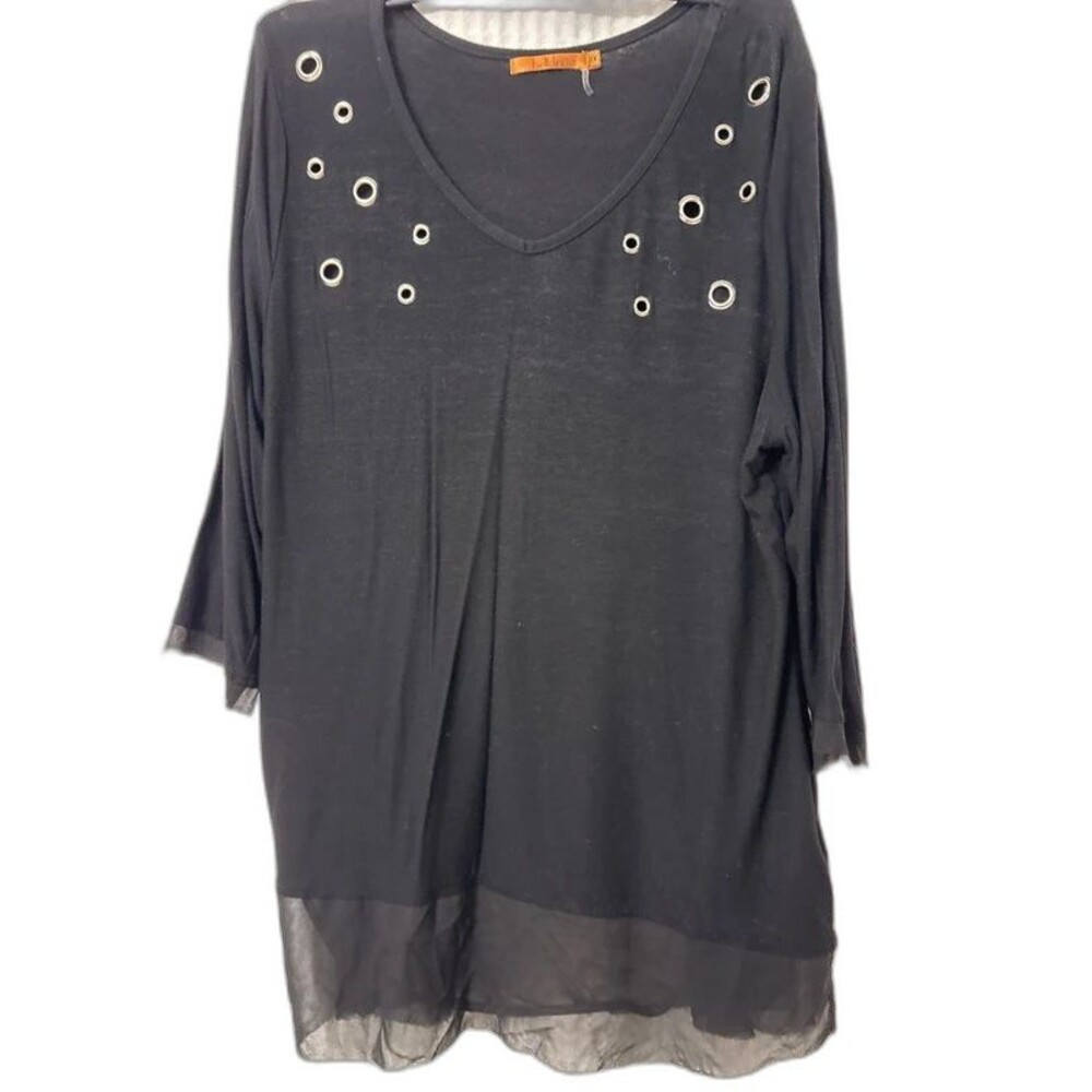 Beldini Plus Size 1X Black Eyelet Embellished Chiffon Hem blouse